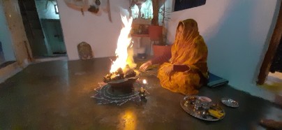 Chunni doing Holi ceremony at home